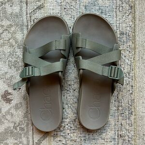 Chaco sandals/ mens 14